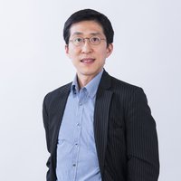 Dr Hughie Tsang